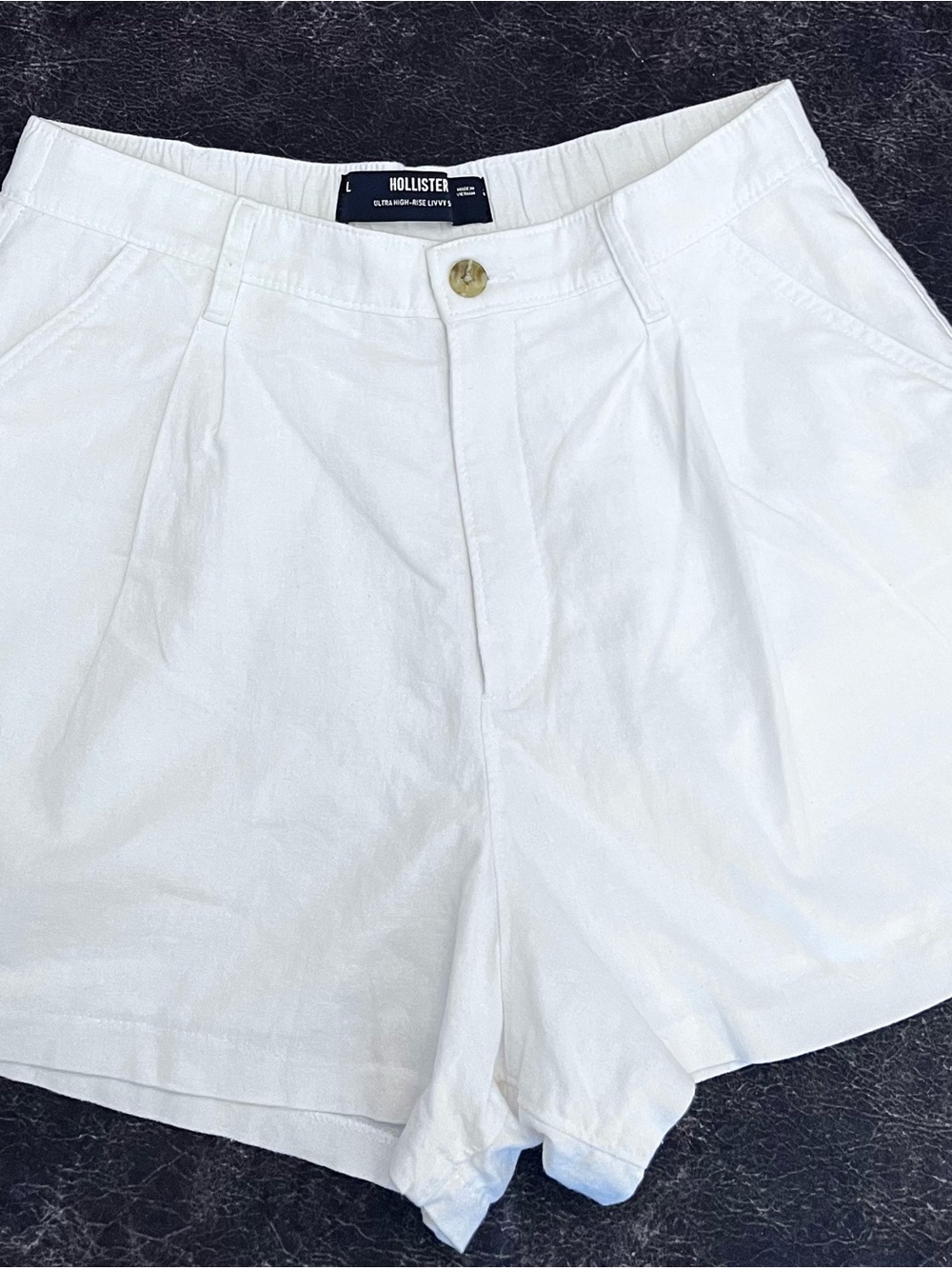 Hollister Livvy Ultra High-Rise Linen Blend Shorts